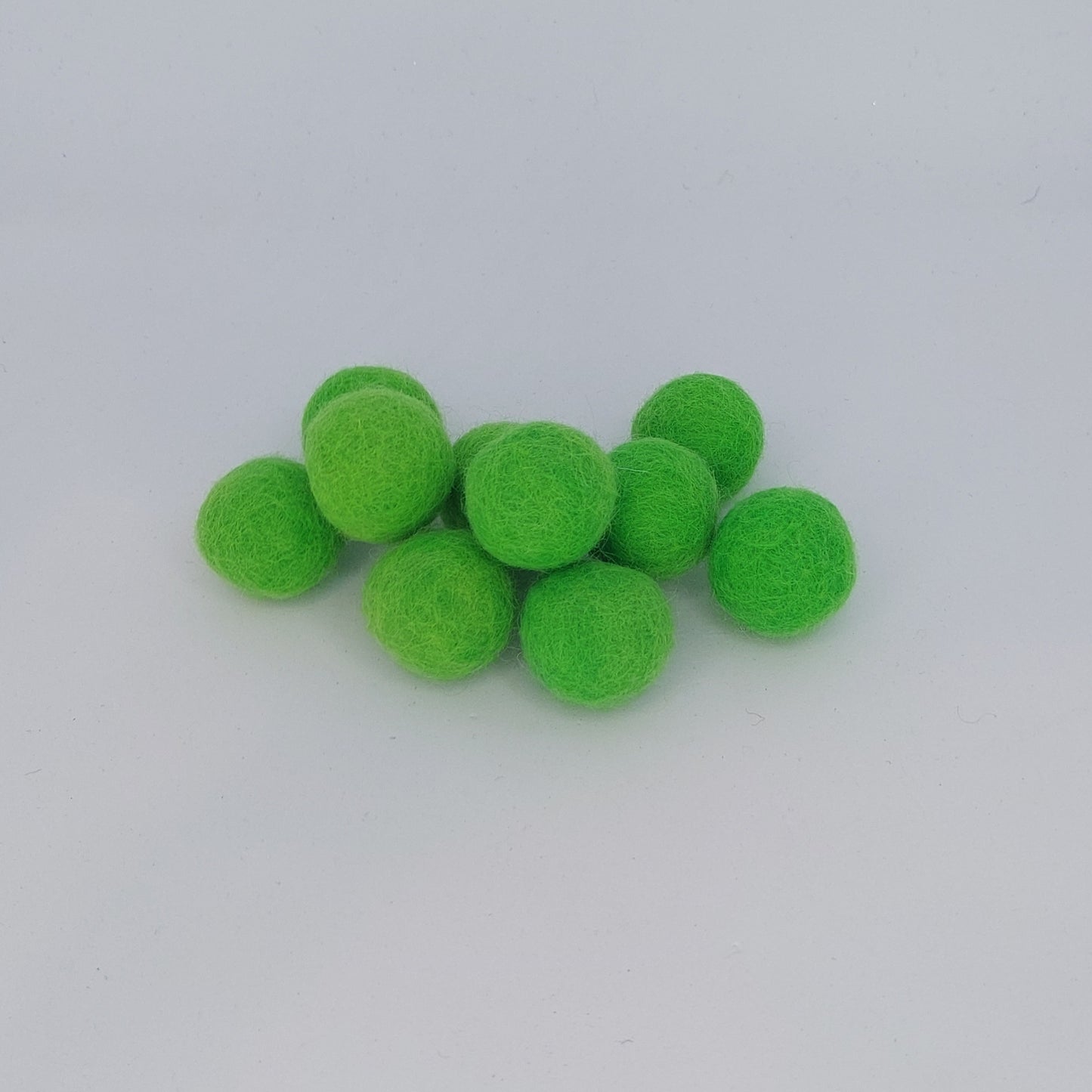 Felt Balls - Grass