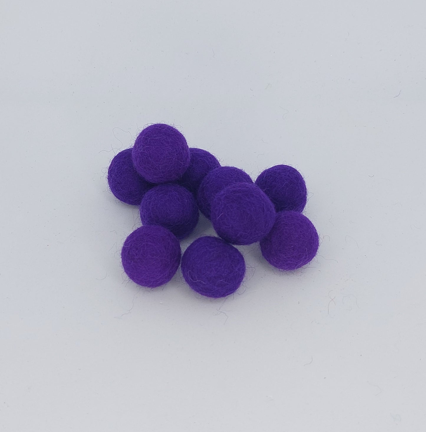 Felt Balls - Violet