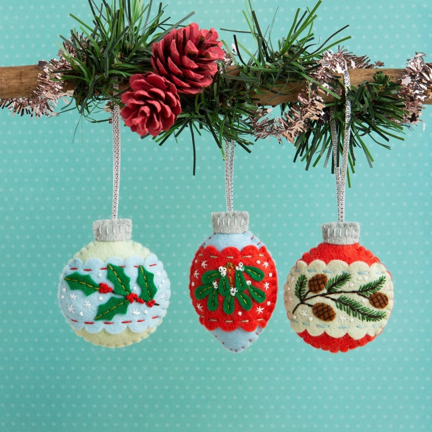 Christmas Baubles Felt Craft Kit - Hawthorn Handmade