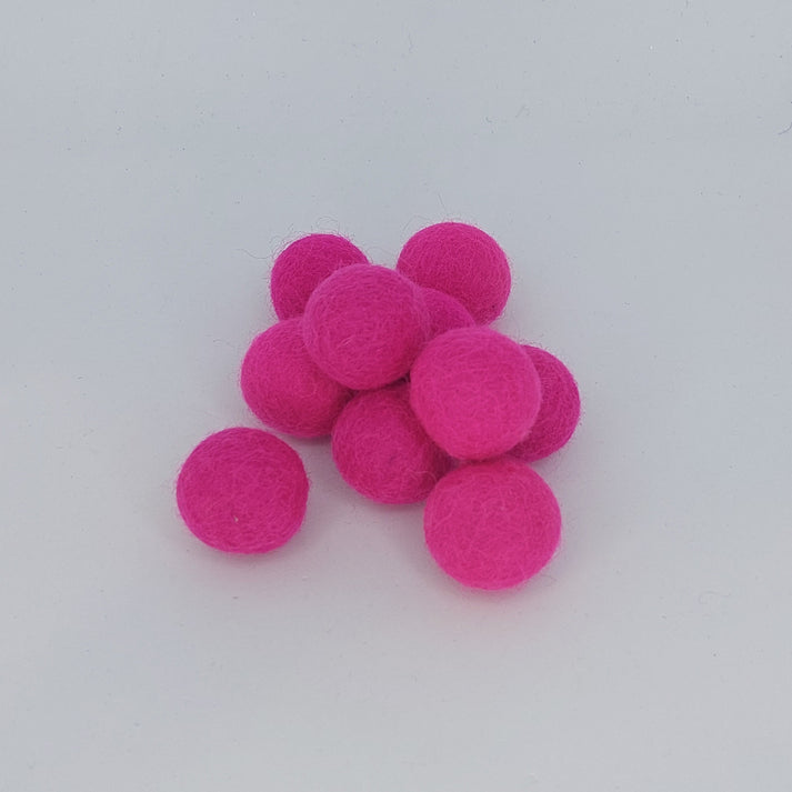 Felt Balls - Cerise – The Felt Factory