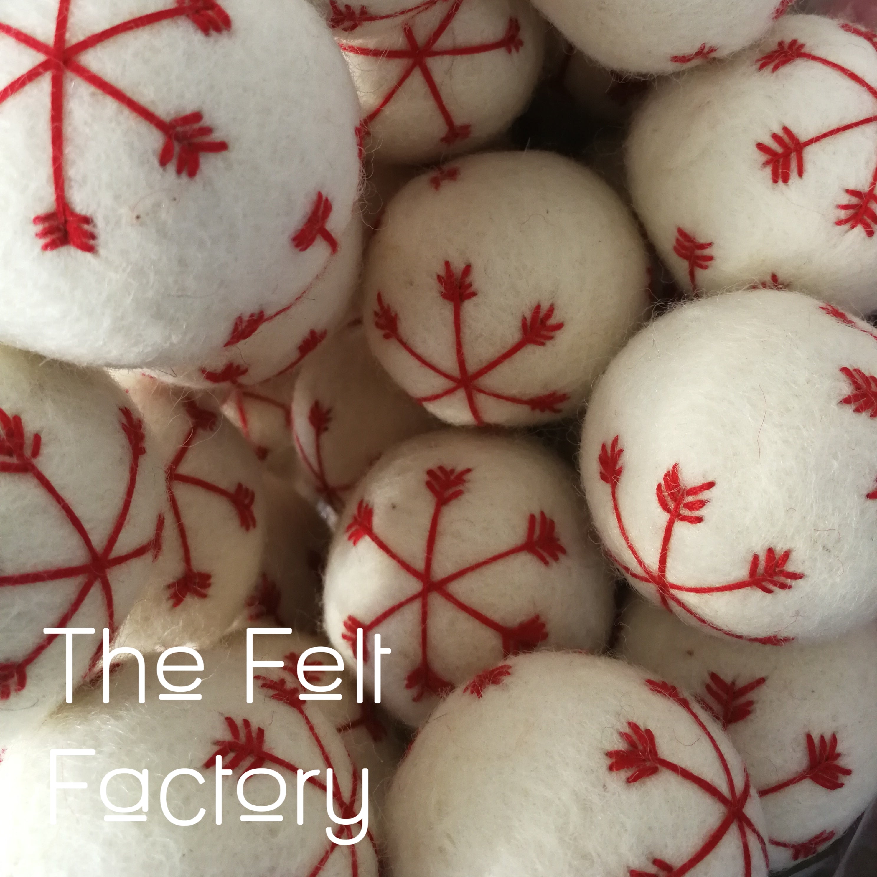 Large Snowflake Balls - White – The Felt Factory