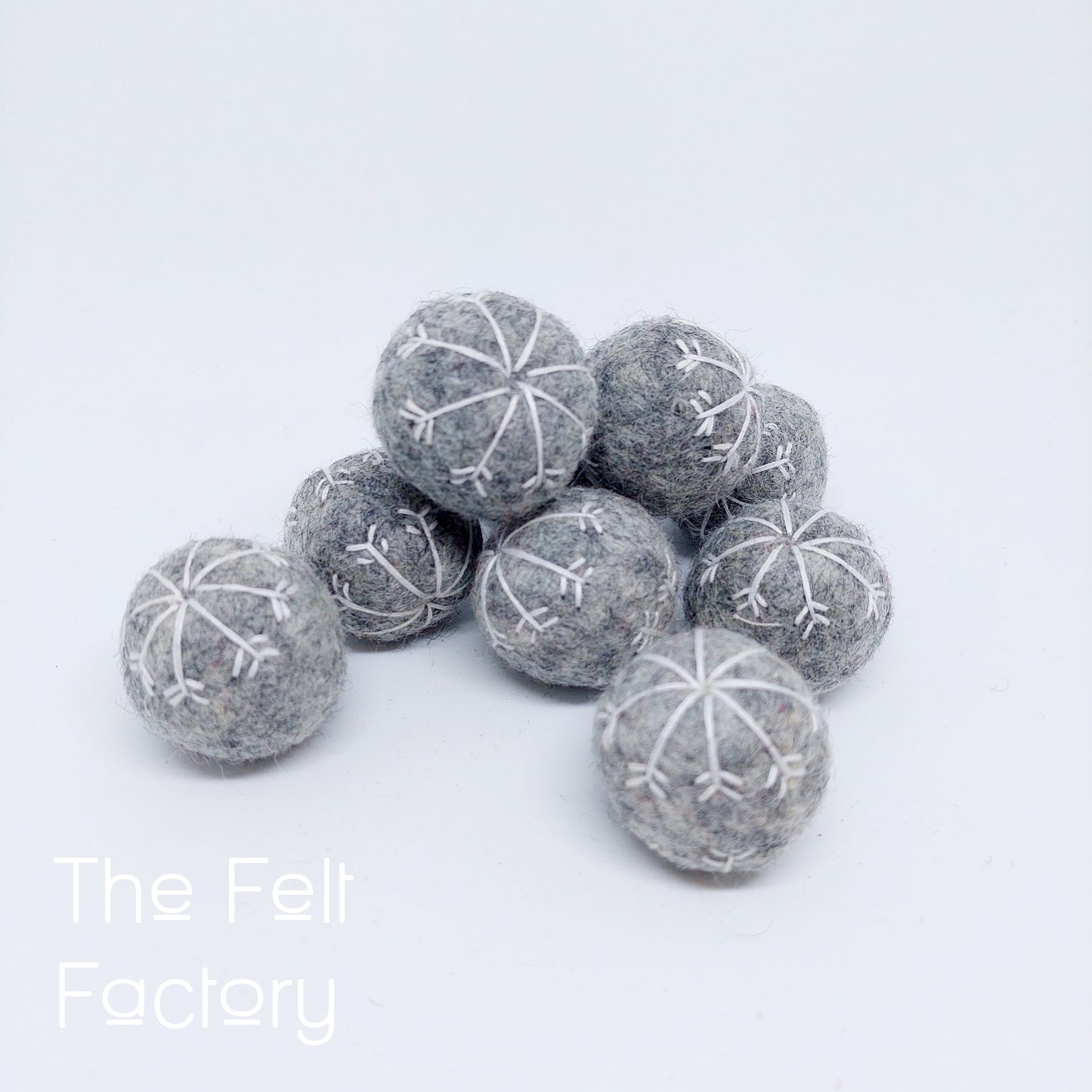 Small Snowflake Balls - Grey